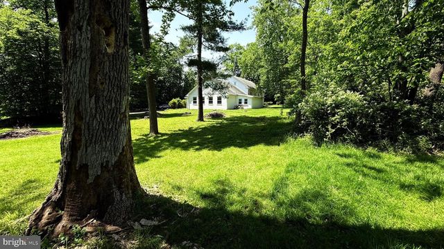 1142 APPLE RD, Quakertown, PA 18951