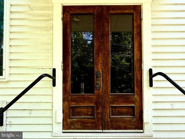 1142 APPLE RD, Quakertown, PA 18951