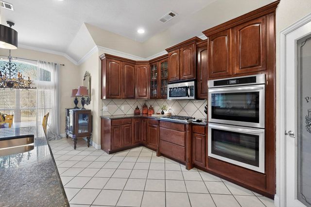 4425 Don Drive, Mansfield, TX 76063