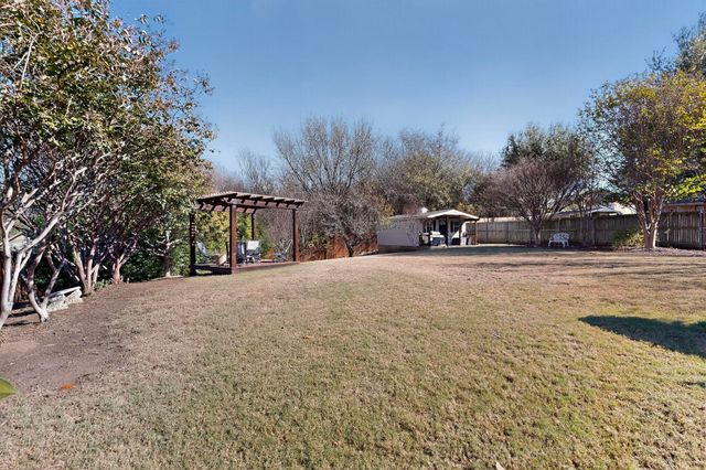 4425 Don Drive, Mansfield, TX 76063