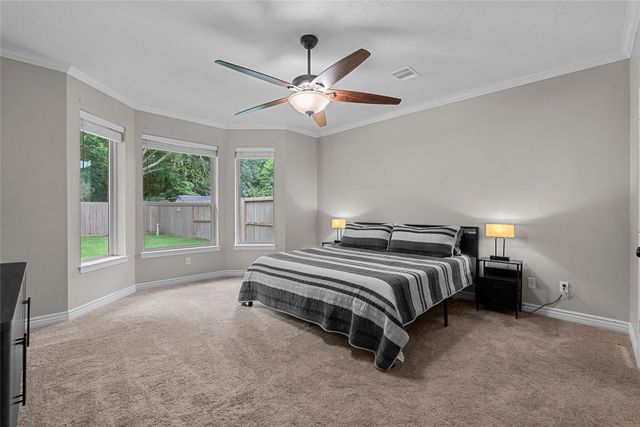 2111 Village Dale Avenue, Houston, TX 77059