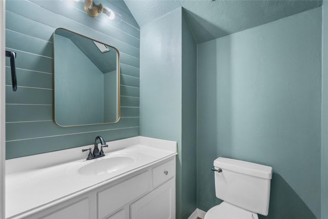 2111 Village Dale Avenue, Houston, TX 77059