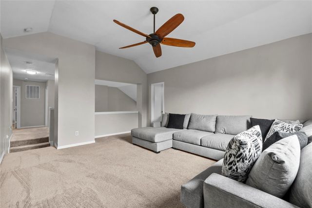2111 Village Dale Avenue, Houston, TX 77059