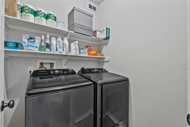 2111 Village Dale Avenue, Houston, TX 77059