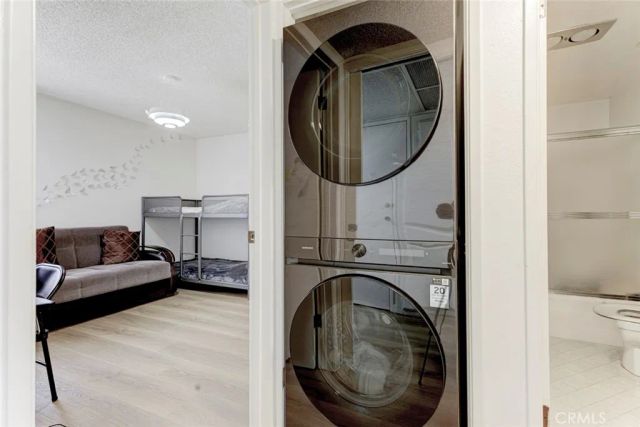125 W Mountain Street 216, Glendale, CA 91202