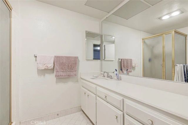 125 W Mountain Street 216, Glendale, CA 91202