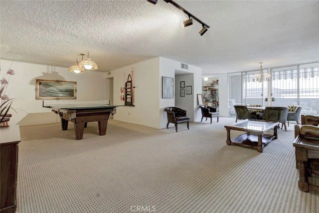 125 W Mountain Street 216, Glendale, CA 91202