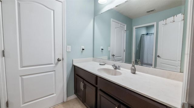 736 LAKE DOUGLAS DRIVE, Groveland, FL 34736