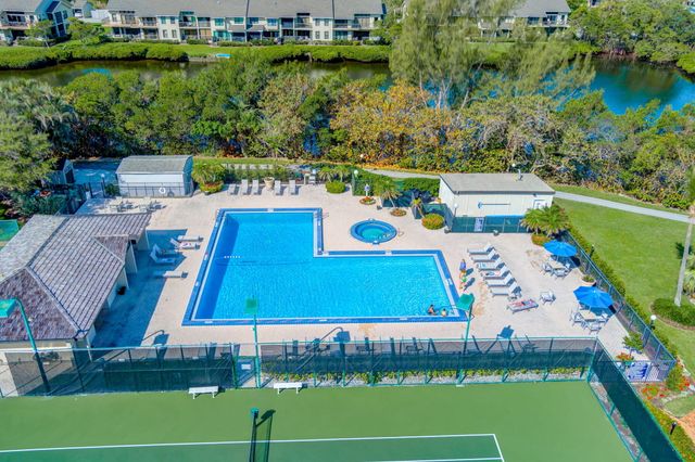 300 Ocean Trail Way 907, Jupiter, FL 33477