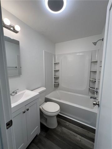 428 Parker St, Shaler, PA 15209