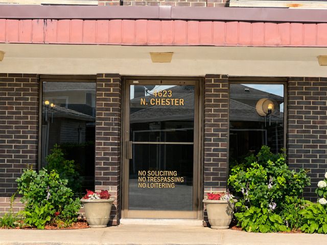 4623 N Chester Avenue 110, Chicago, IL 60656