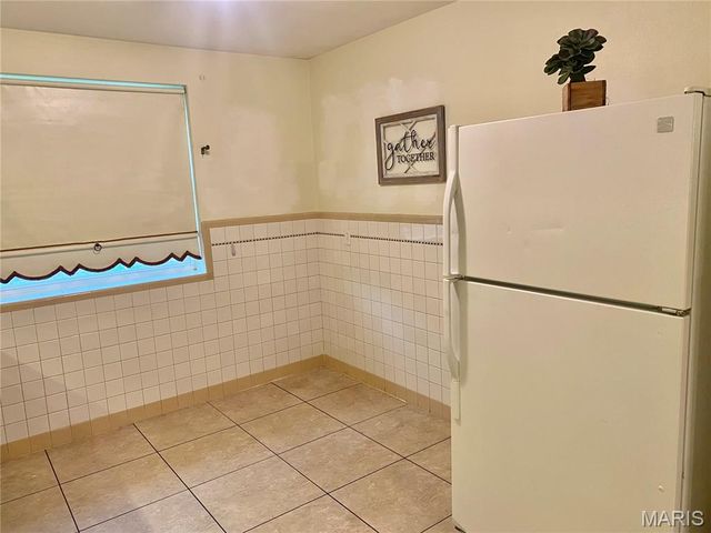 9108 Brownridge Drive, Overland, MO 63114