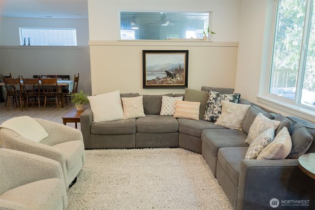 5170 Sophie Street, Bremerton, WA 98312