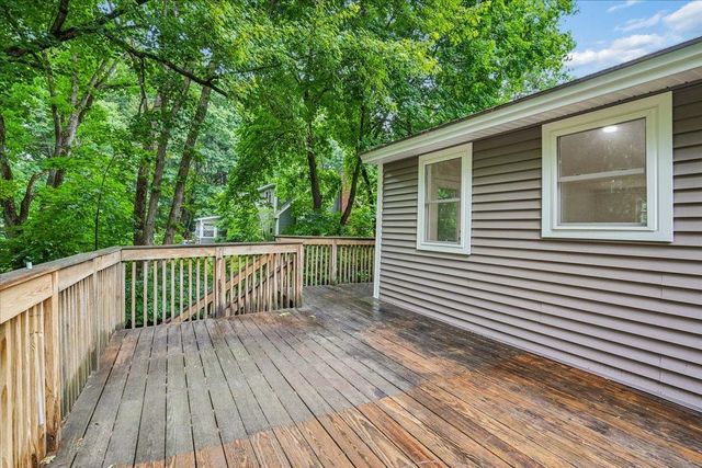 6 Horseshoe Lane, Londonderry, NH 03053