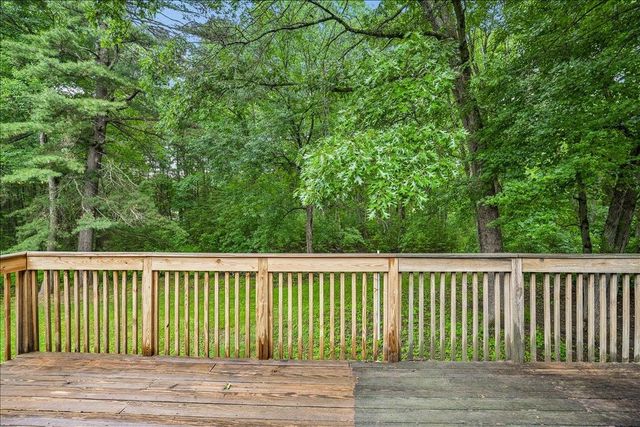 6 Horseshoe Lane, Londonderry, NH 03053