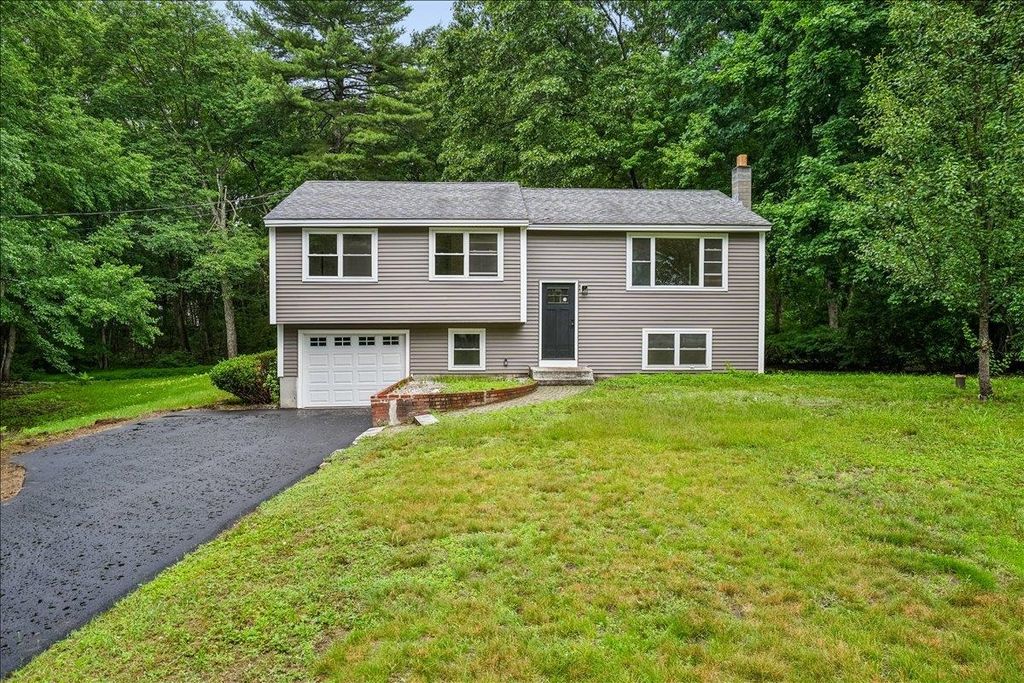 6 Horseshoe Lane, Londonderry, NH 03053