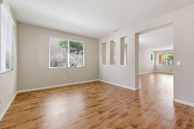 4616 Welera Way, Elk Grove, CA 95757