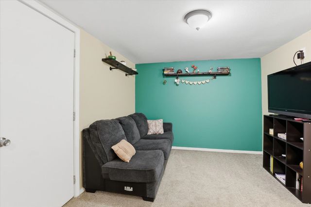 2824 E Marshall Ave, Spokane, WA 99207