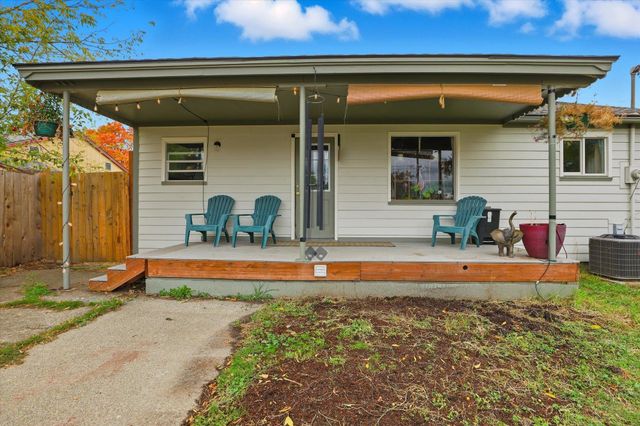 2824 E Marshall Ave, Spokane, WA 99207