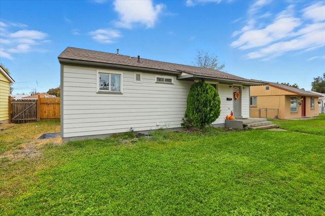 2824 E Marshall Ave, Spokane, WA 99207