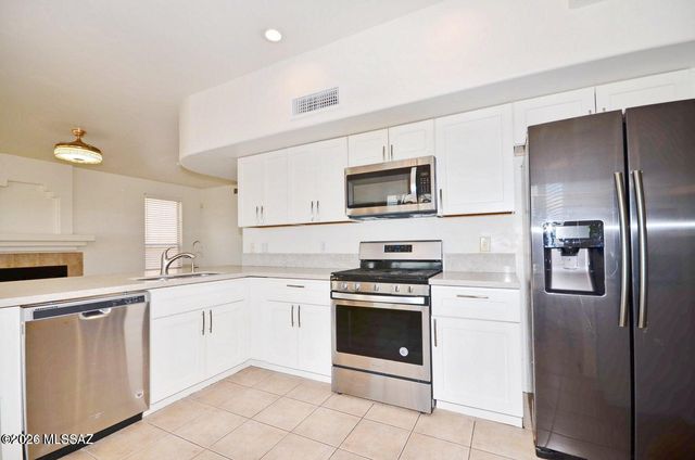 11281 N Chynna Rose Place, Tucson, AZ 85737