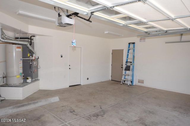 11281 N Chynna Rose Place, Tucson, AZ 85737