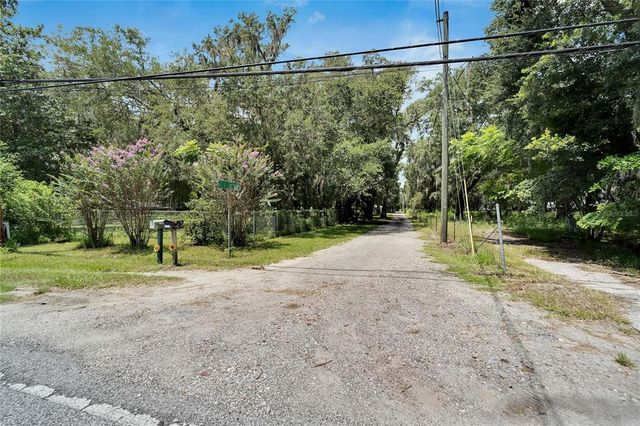 3003 N WILDER ROAD, Plant City, FL 33563