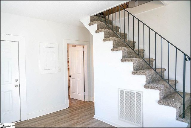 3 21st Street, Greenville, SC 29611