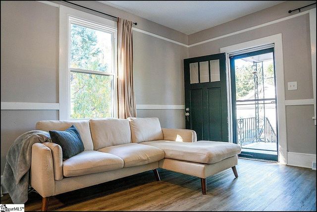 3 21st Street, Greenville, SC 29611