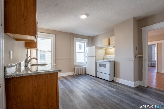 62 James Street, Hartford, CT 06106