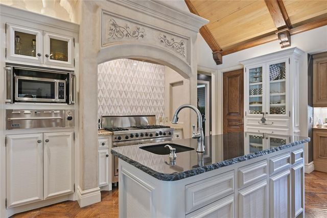 5716 Normandy Terrace, Oklahoma City, OK 73142