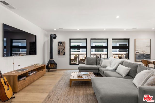 12456 Gilmore Avenue, Los Angeles, CA 90066