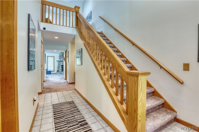 19 Snowpine, Great Valley, NY 14741