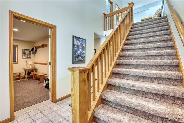 19 Snowpine, Great Valley, NY 14741