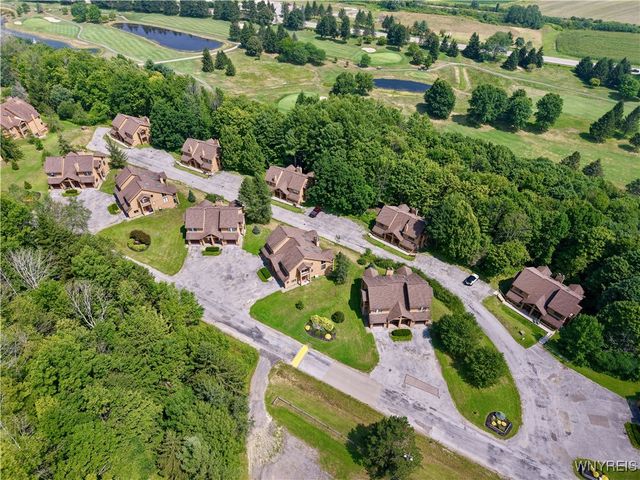 19 Snowpine, Great Valley, NY 14741