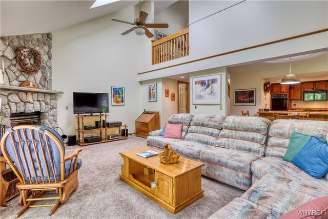 19 Snowpine, Great Valley, NY 14741