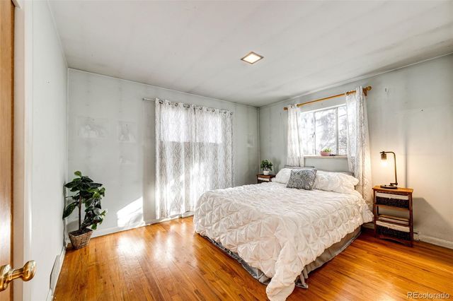 2301 S Saint Paul Street, Denver, CO 80210