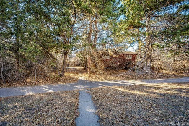 2301 S Saint Paul Street, Denver, CO 80210