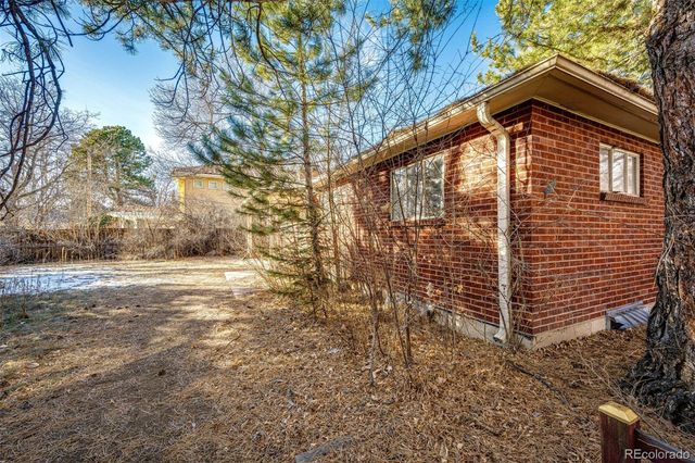 2301 S Saint Paul Street, Denver, CO 80210