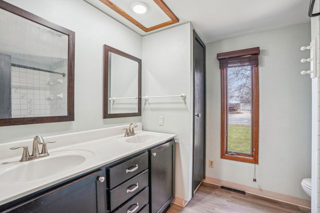 1411 County Road A, New Richmond, WI 54017