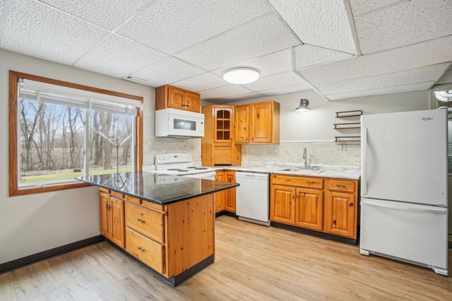 1411 County Road A, New Richmond, WI 54017