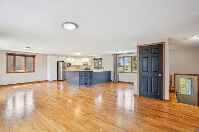 1411 County Road A, New Richmond, WI 54017
