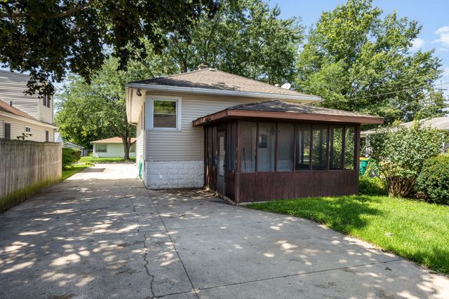 1322 N Prairie Avenue, Joliet, IL 60435