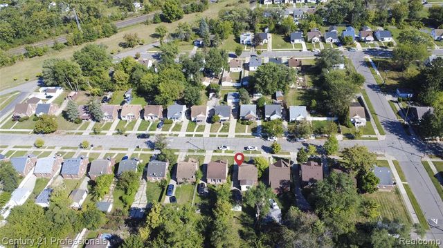 9037 Longacre Street, Detroit, MI 48228