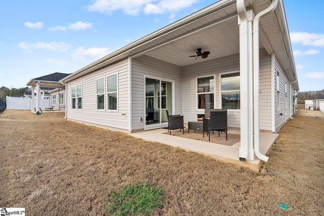 130 Firehole Road, Gray Court, SC 29645