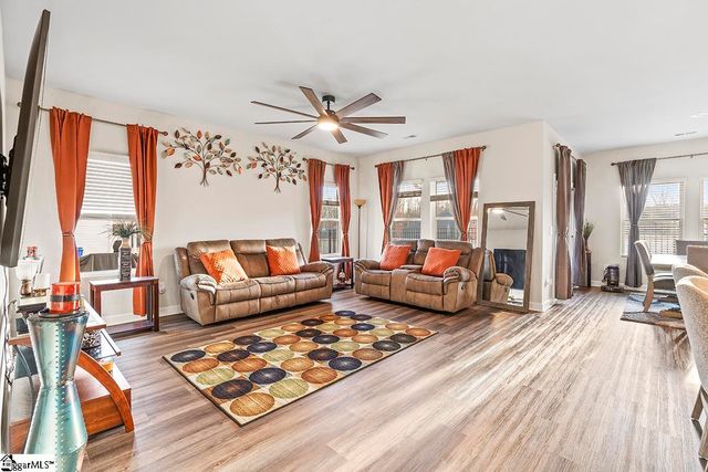 130 Firehole Road, Gray Court, SC 29645