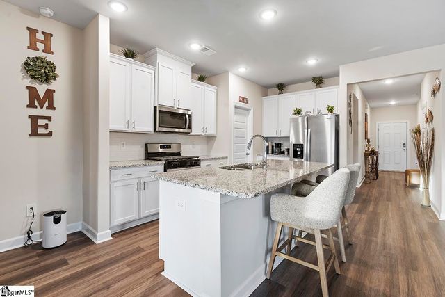 130 Firehole Road, Gray Court, SC 29645