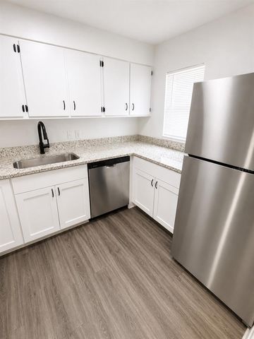 1717-1717 NE 2ND STREET, Ocala, FL 34470