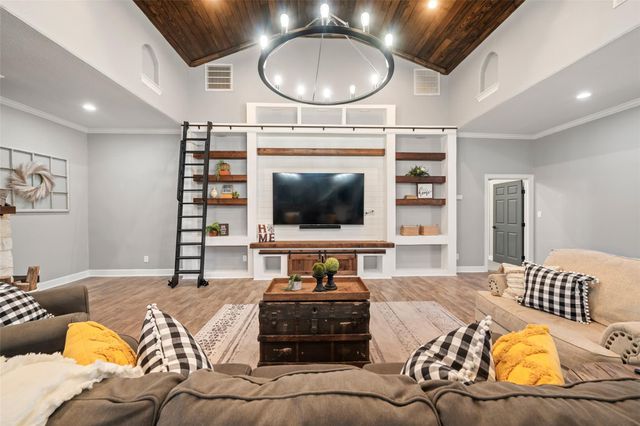 10630 Padon Road, Needville, TX 77461