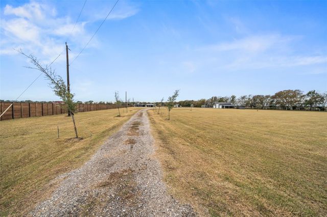 10630 Padon Road, Needville, TX 77461